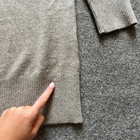 Lands End 100% Cashmere V Neck Sweater Pullover Relaxed Oversized Womens Medium - Picture 5 of 12